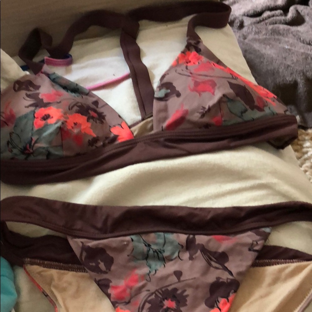 Bikini Set - image 1